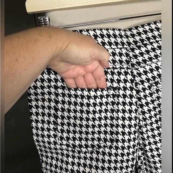 Time & Tru and No Boundaries Bundle of 3 Pairs of L Pants - Picture 3 of 12